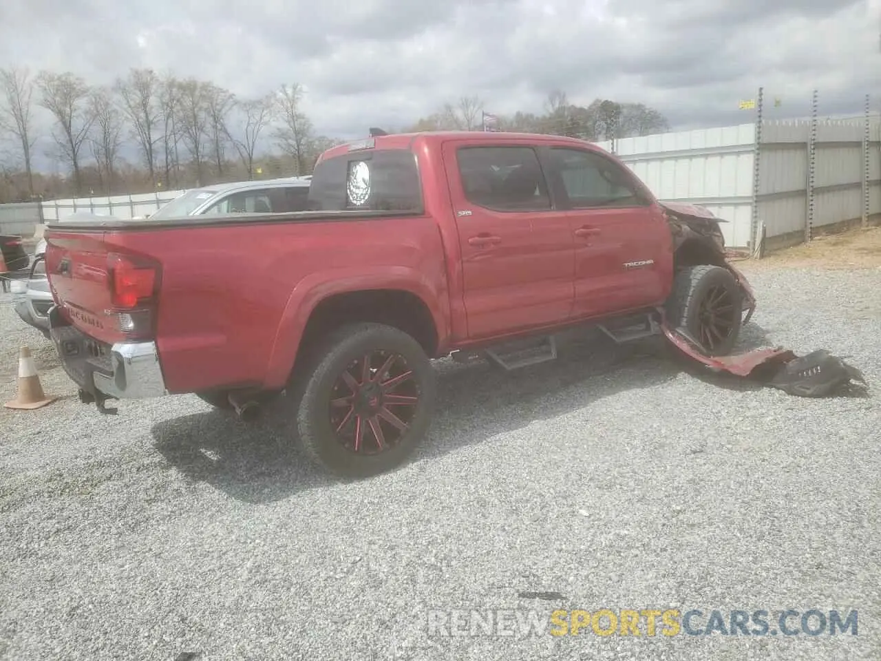 3 fotografías del automóvil dañado 3TMCZ5AN2KM217172 TOYOTA TACOMA 2019