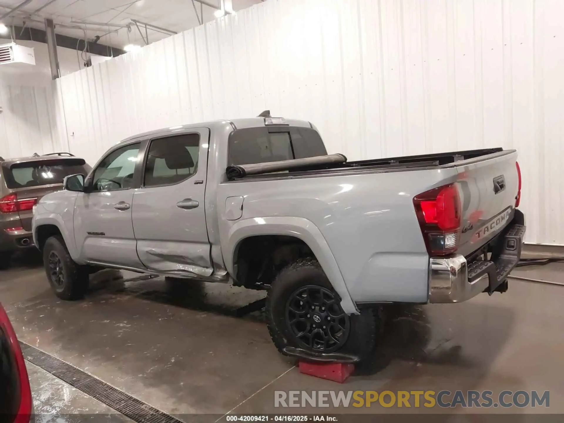 14 fotografías del automóvil dañado 3TMCZ5AN2KM223540 TOYOTA TACOMA 2019