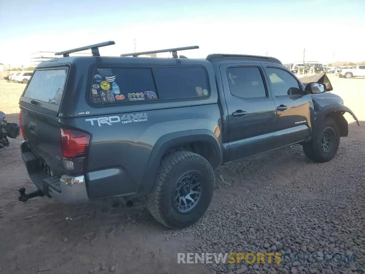 3 fotografías del automóvil dañado 3TMCZ5AN2KM255453 TOYOTA TACOMA 2019