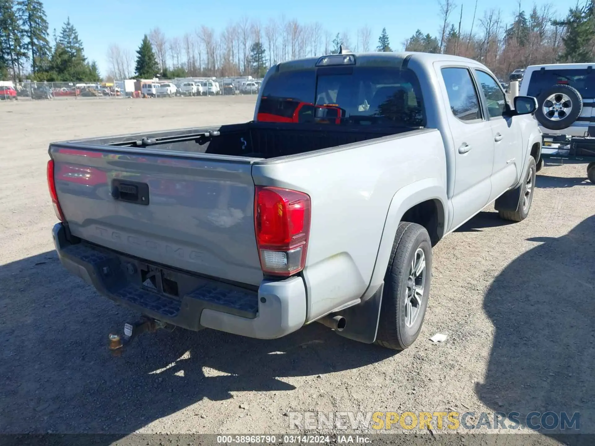 4 fotografías del automóvil dañado 3TMCZ5AN2KM267490 TOYOTA TACOMA 2019