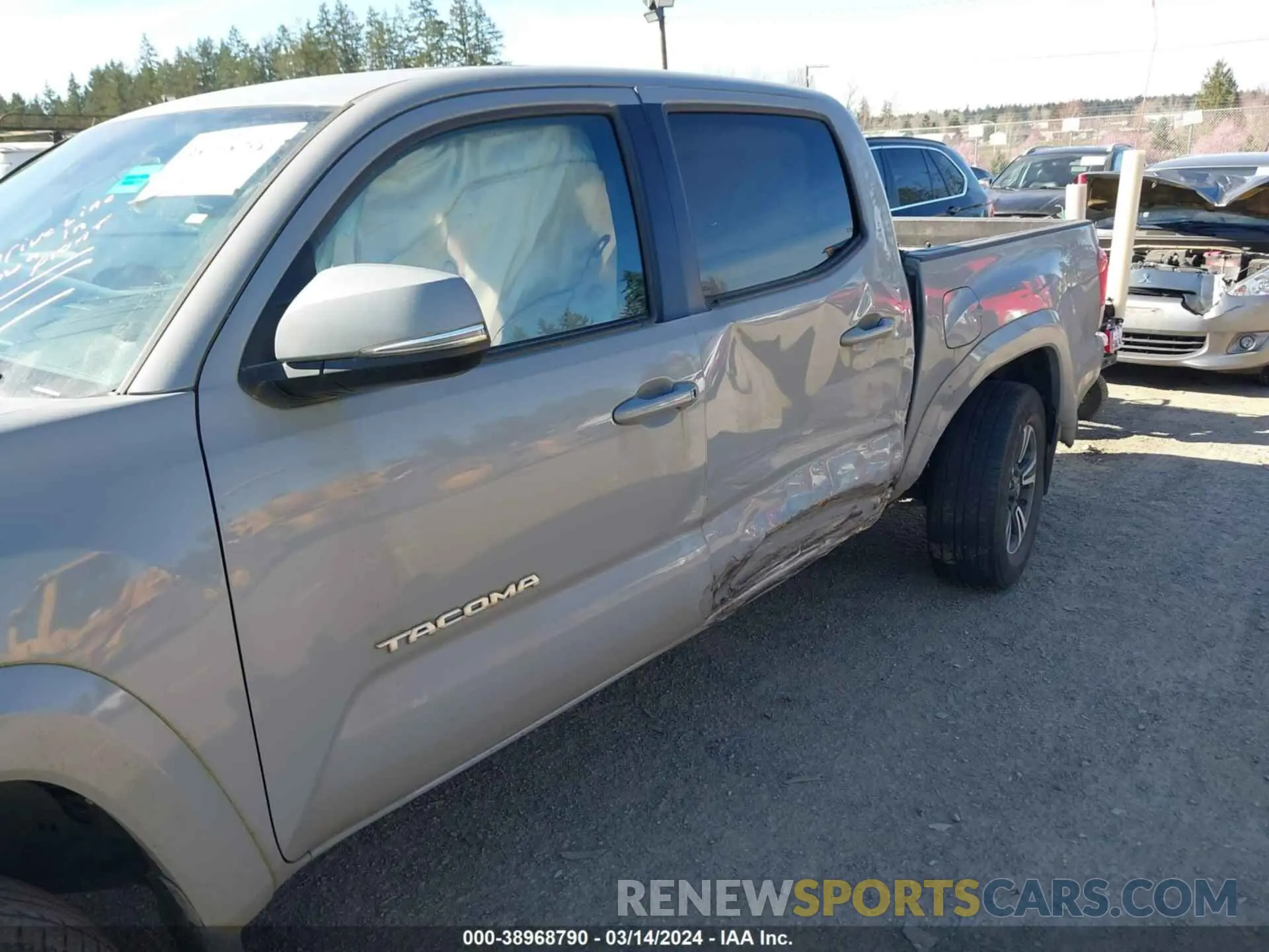 6 fotografías del automóvil dañado 3TMCZ5AN2KM267490 TOYOTA TACOMA 2019
