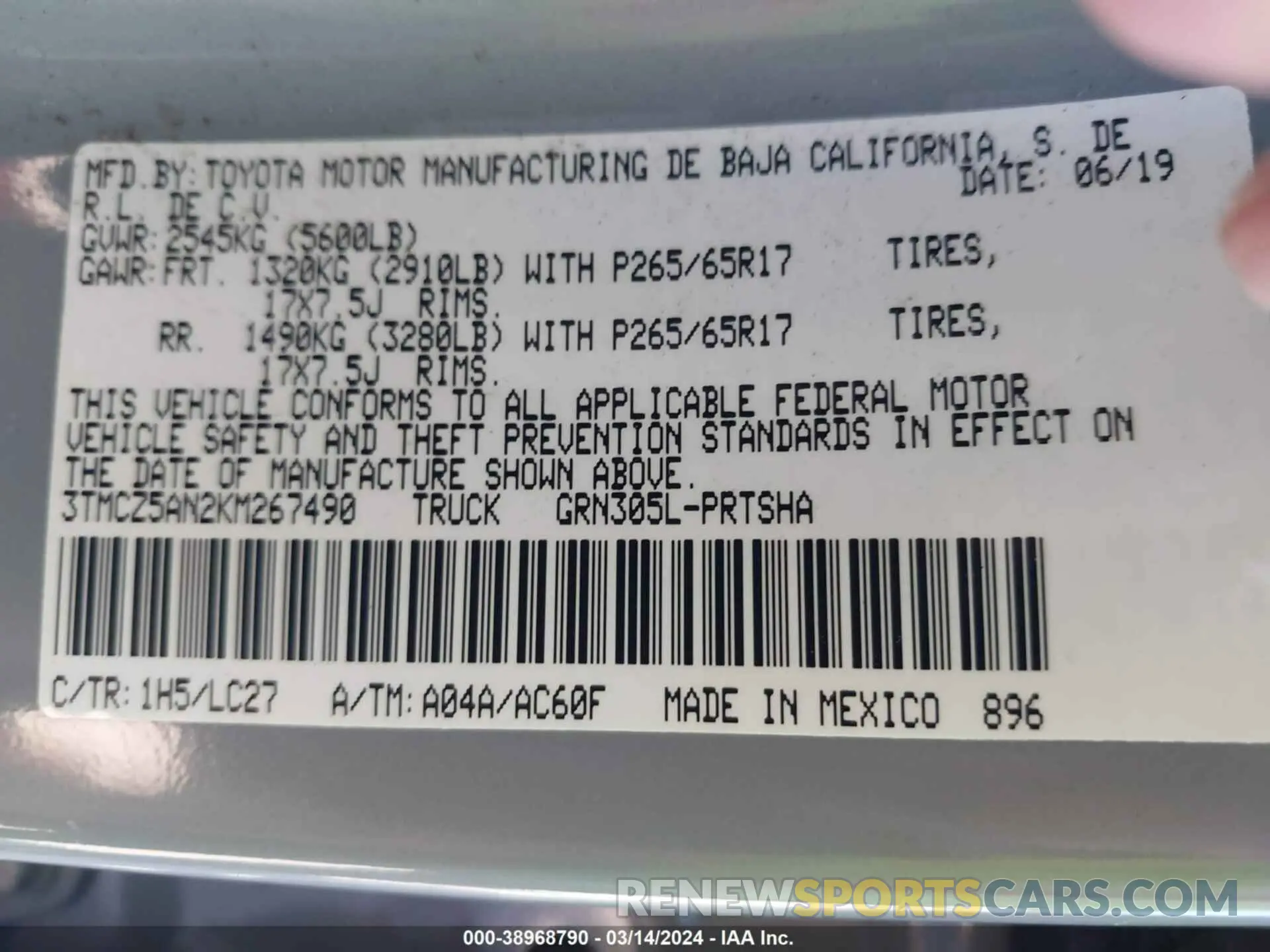 9 fotografías del automóvil dañado 3TMCZ5AN2KM267490 TOYOTA TACOMA 2019