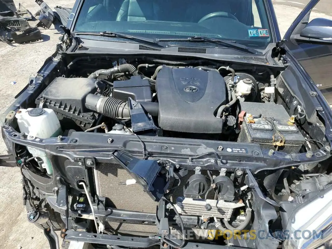11 fotografías del automóvil dañado 3TMCZ5AN2KM283656 TOYOTA TACOMA 2019