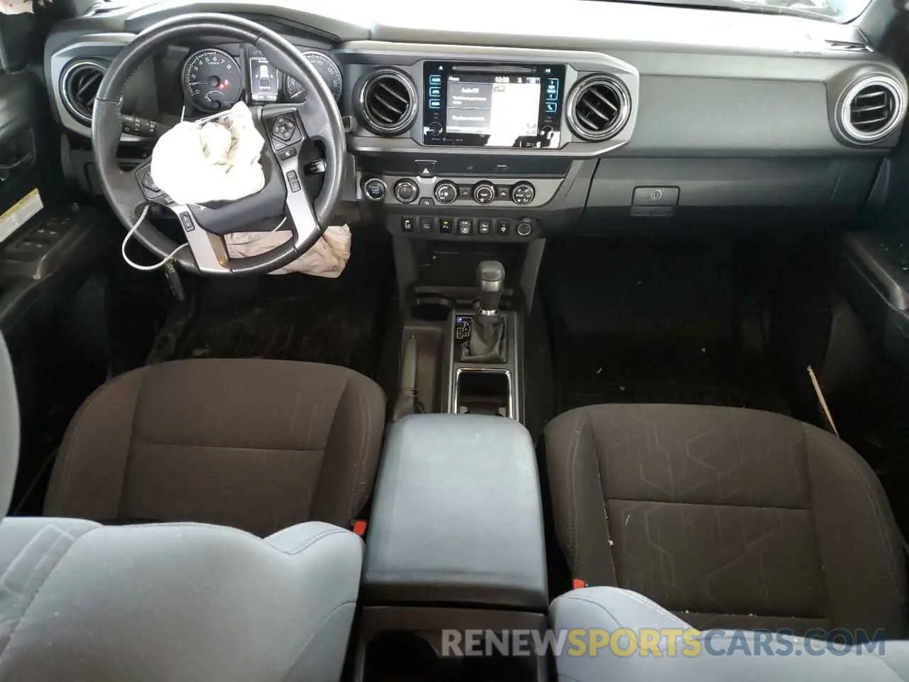 8 fotografías del automóvil dañado 3TMCZ5AN3KM190466 TOYOTA TACOMA 2019