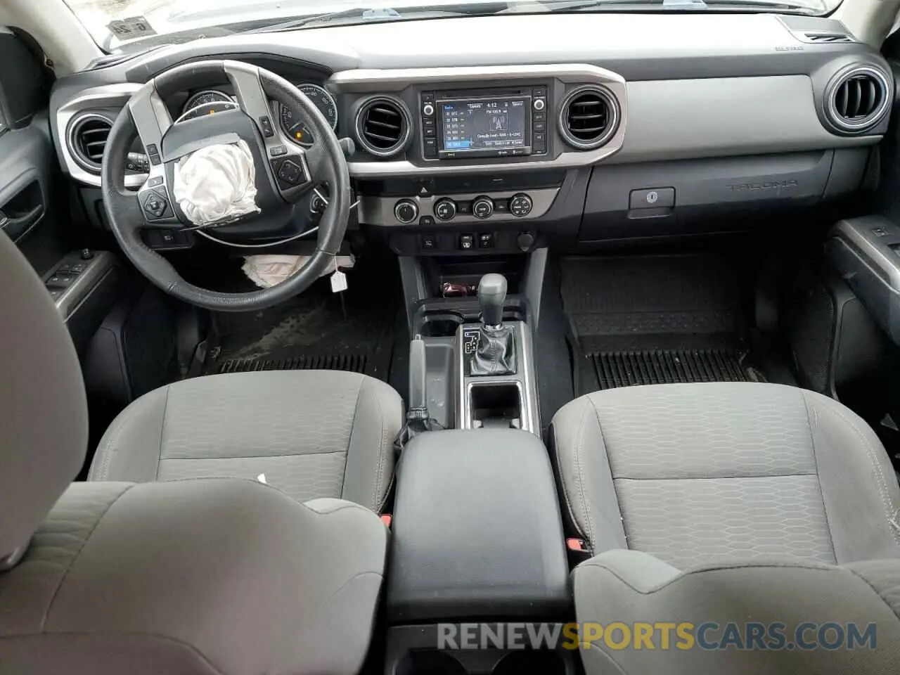 8 fotografías del automóvil dañado 3TMCZ5AN3KM203913 TOYOTA TACOMA 2019