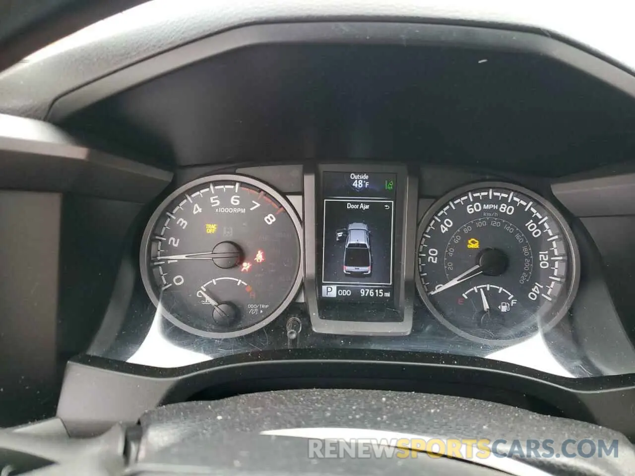 9 fotografías del automóvil dañado 3TMCZ5AN3KM225233 TOYOTA TACOMA 2019