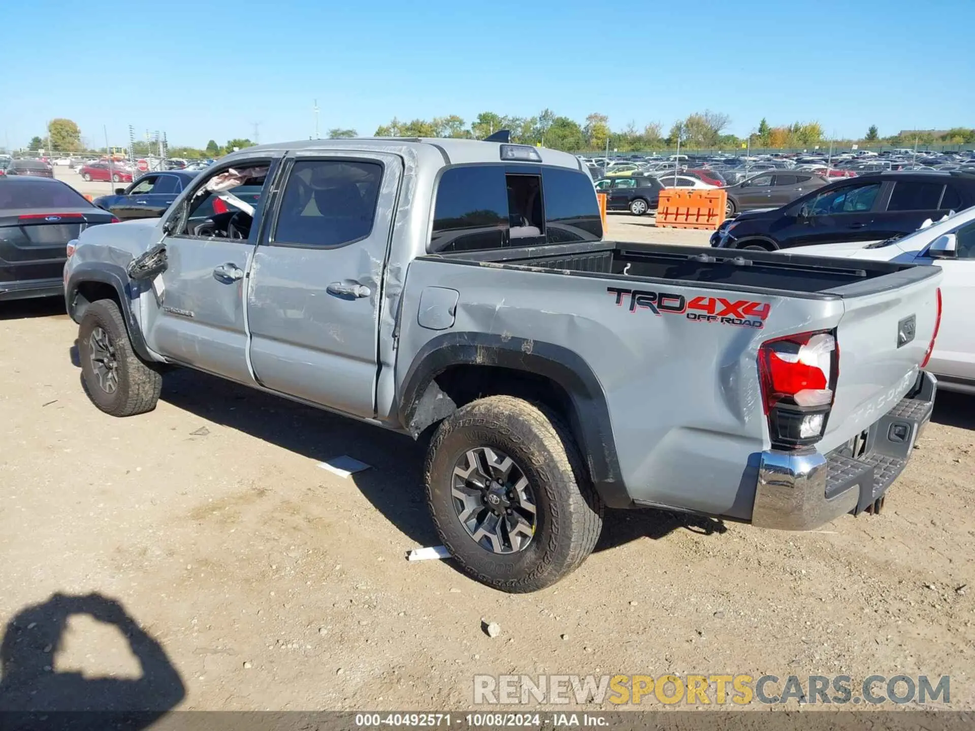3 fotografías del automóvil dañado 3TMCZ5AN3KM232313 TOYOTA TACOMA 2019