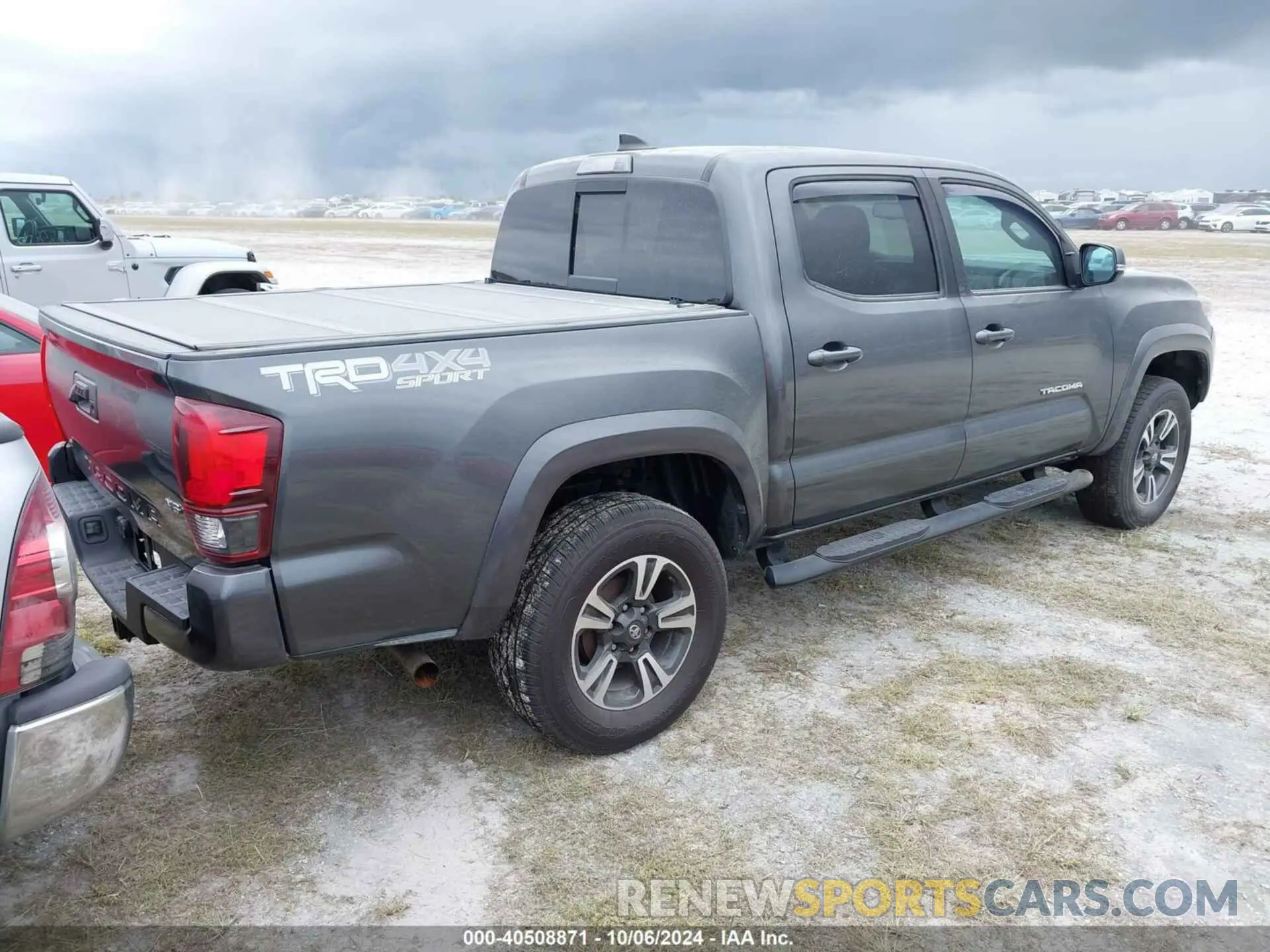 4 fotografías del automóvil dañado 3TMCZ5AN3KM233140 TOYOTA TACOMA 2019