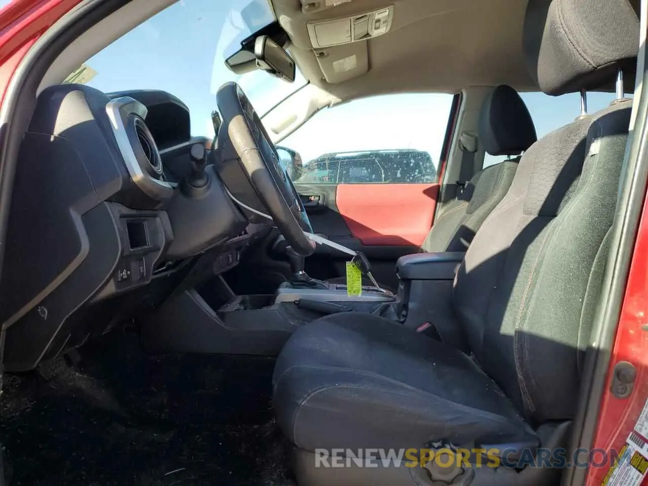 7 fotografías del automóvil dañado 3TMCZ5AN3KM238659 TOYOTA TACOMA 2019