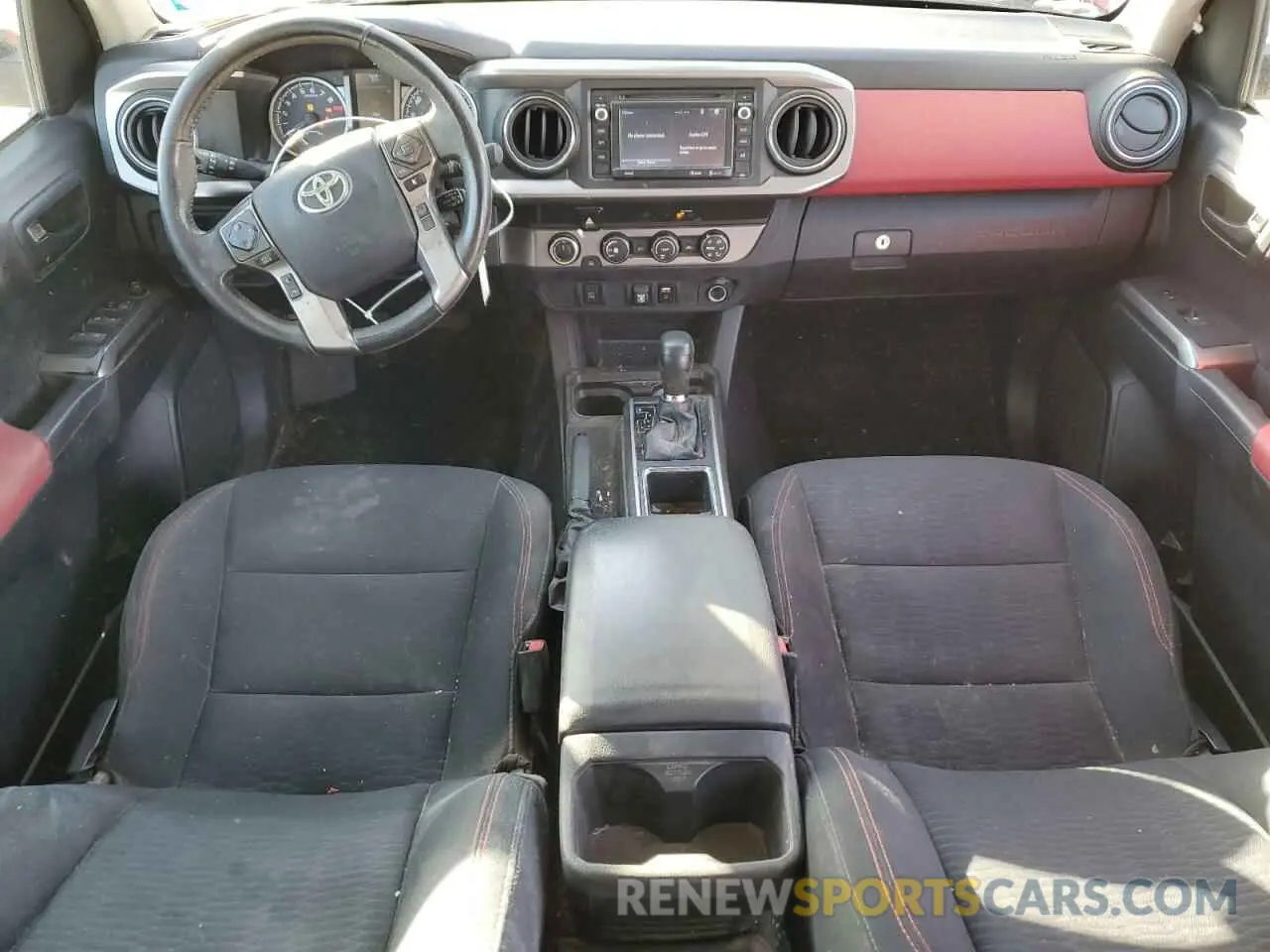 8 fotografías del automóvil dañado 3TMCZ5AN3KM238659 TOYOTA TACOMA 2019