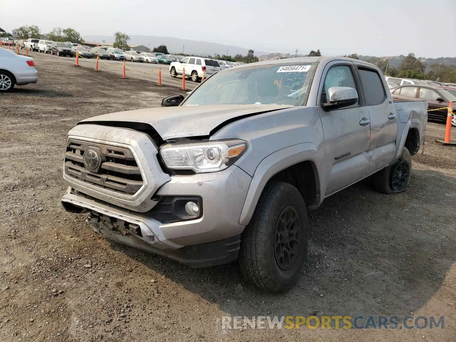 2 fotografías del automóvil dañado 3TMCZ5AN3KM271225 TOYOTA TACOMA 2019