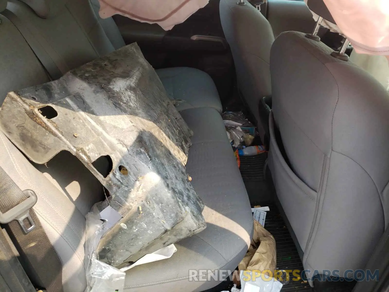 6 fotografías del automóvil dañado 3TMCZ5AN3KM271225 TOYOTA TACOMA 2019