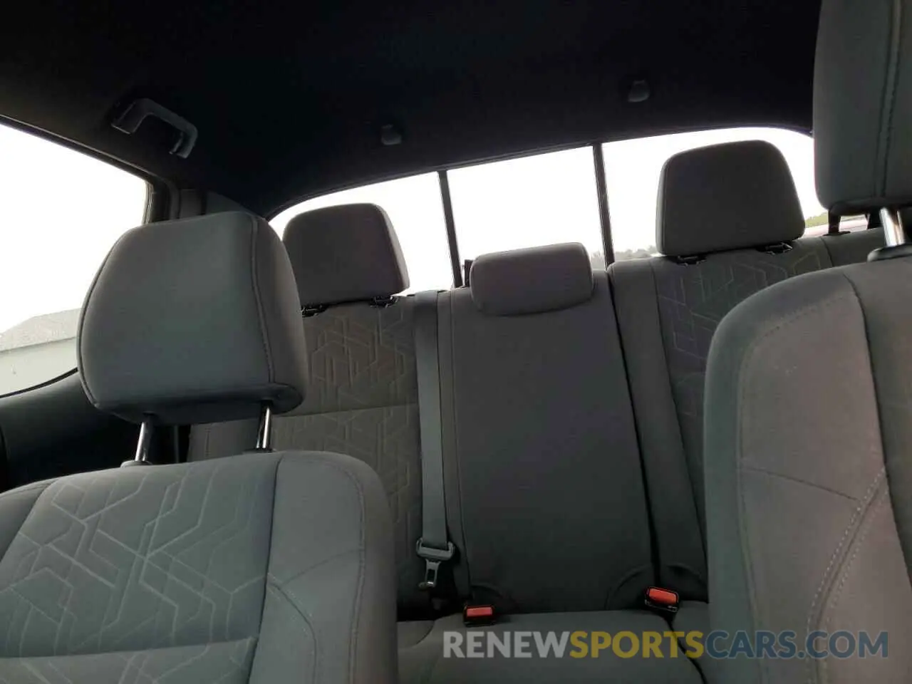 10 fotografías del automóvil dañado 3TMCZ5AN3KM272410 TOYOTA TACOMA 2019