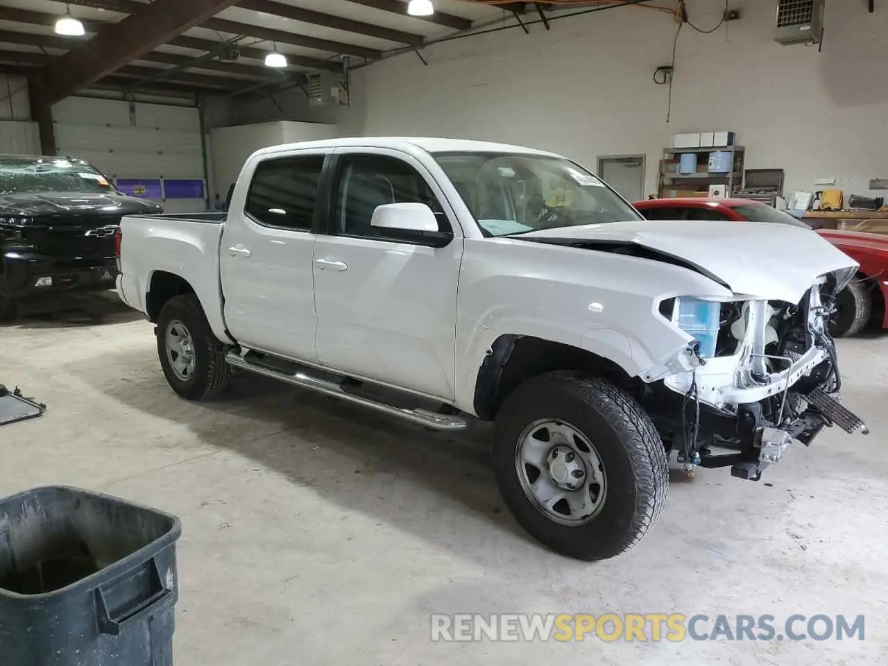 4 fotografías del automóvil dañado 3TMCZ5AN3KM276893 TOYOTA TACOMA 2019