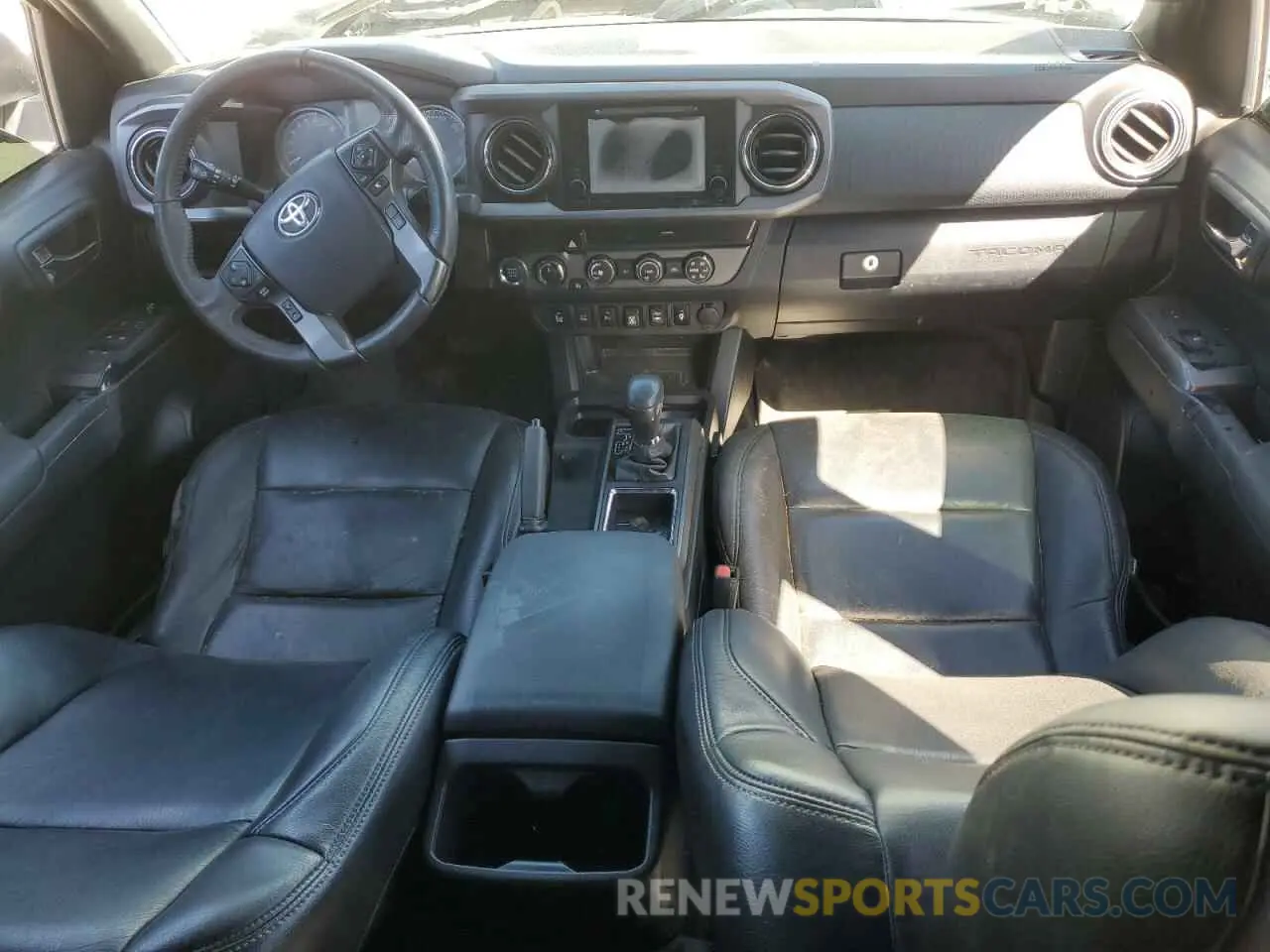 8 fotografías del automóvil dañado 3TMCZ5AN3KM277204 TOYOTA TACOMA 2019