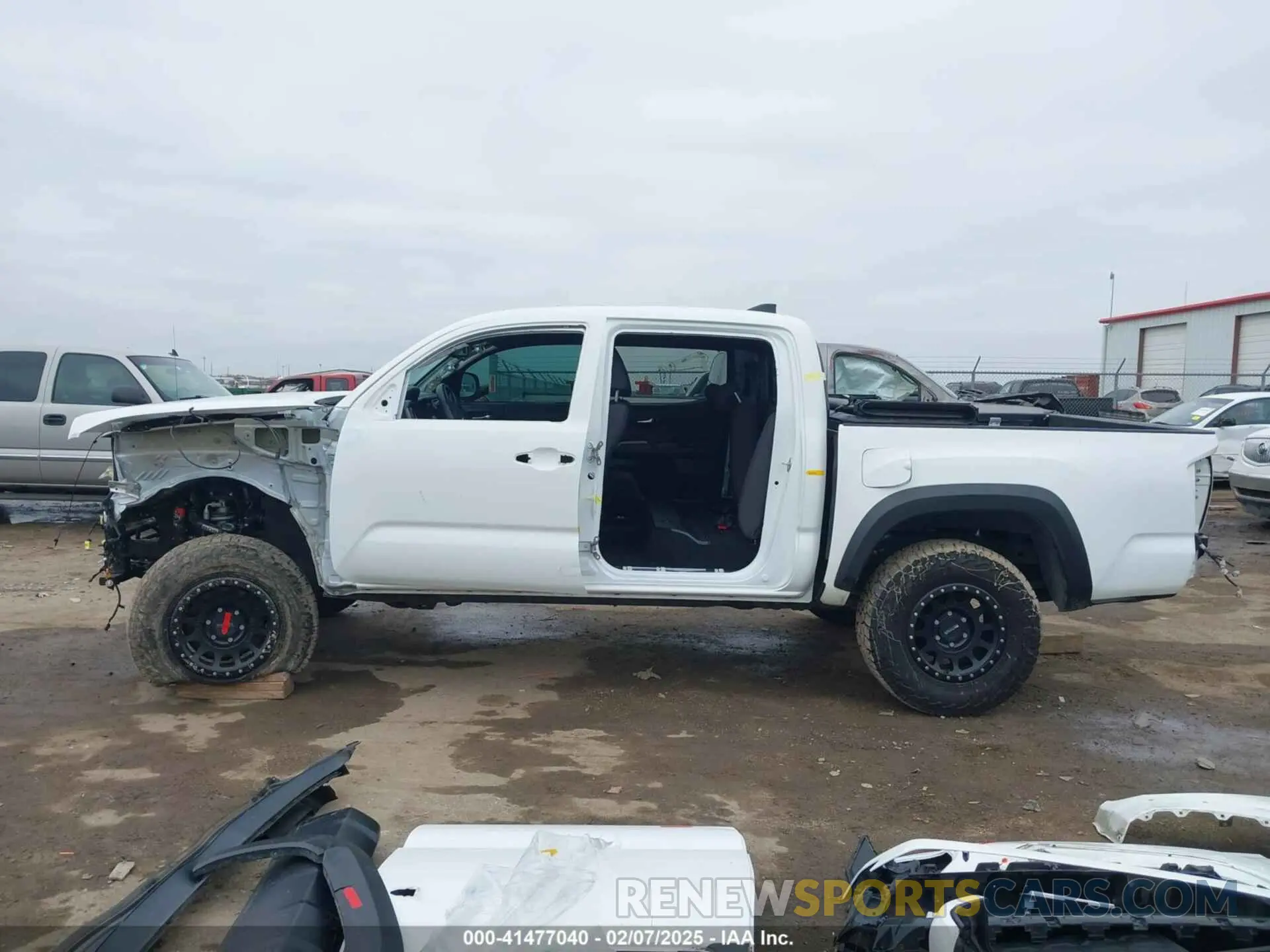 15 fotografías del automóvil dañado 3TMCZ5AN4KM244003 TOYOTA TACOMA 2019