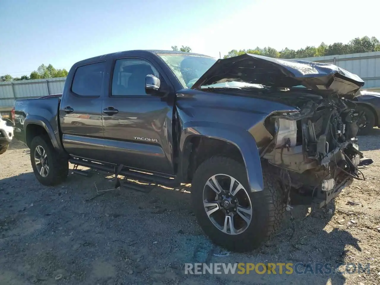 4 fotografías del automóvil dañado 3TMCZ5AN4KM273999 TOYOTA TACOMA 2019