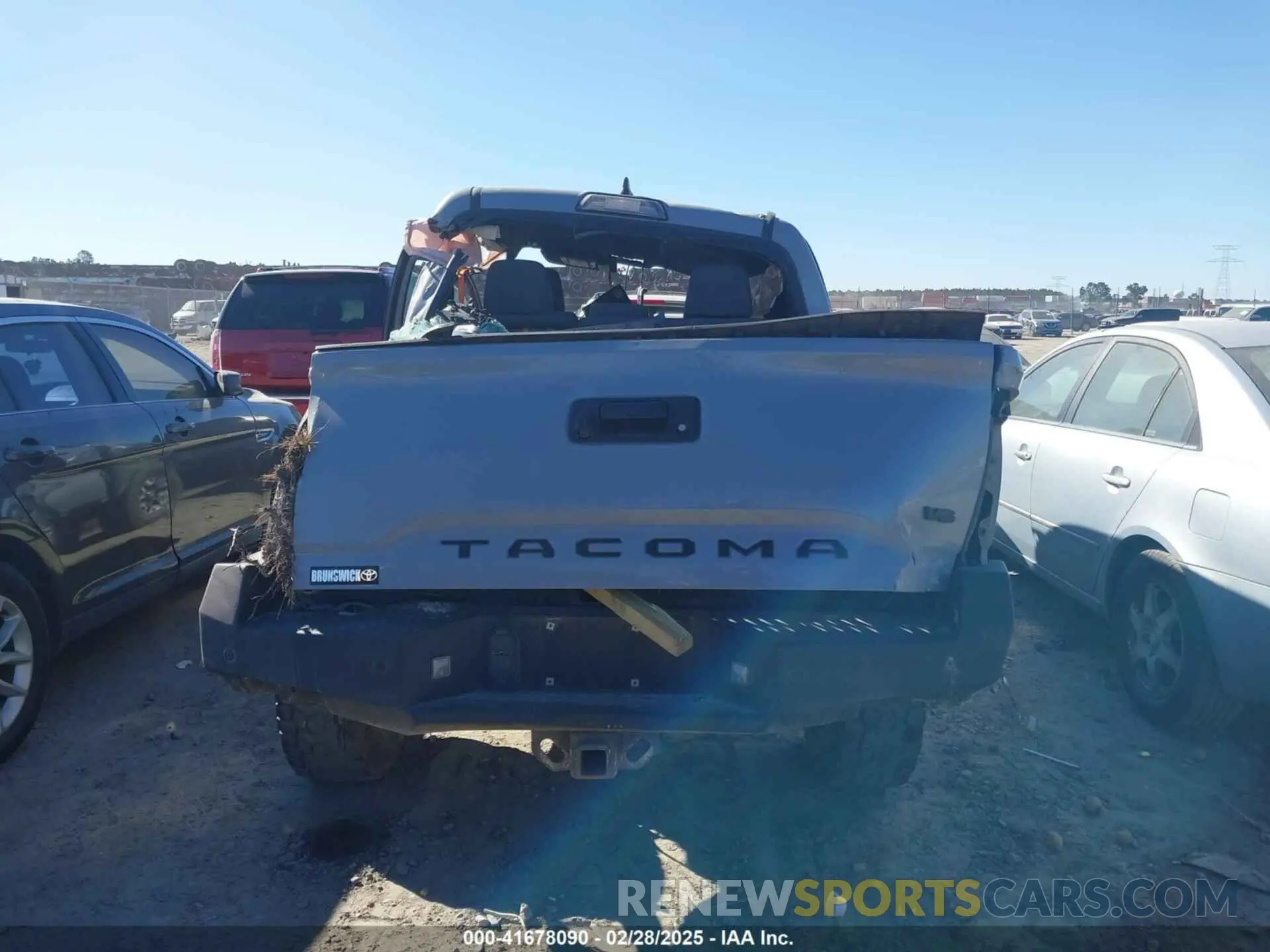 15 fotografías del automóvil dañado 3TMCZ5AN5KM199346 TOYOTA TACOMA 2019