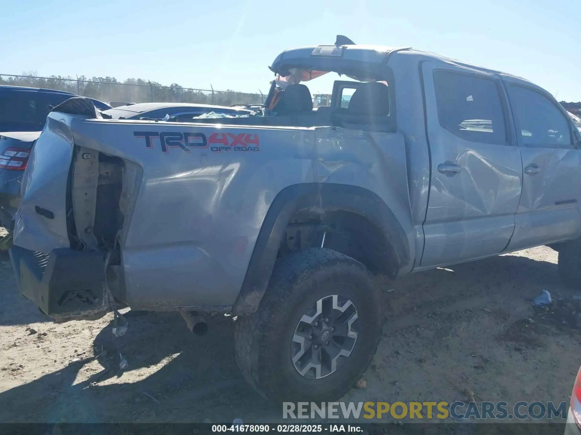 19 fotografías del automóvil dañado 3TMCZ5AN5KM199346 TOYOTA TACOMA 2019