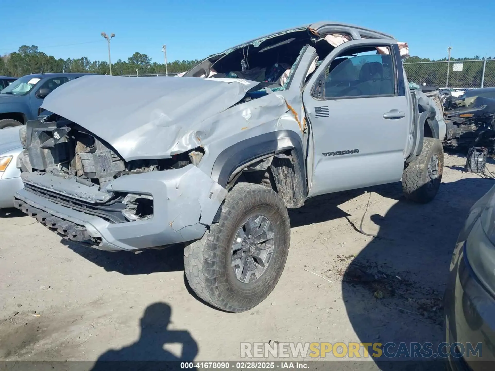 2 fotografías del automóvil dañado 3TMCZ5AN5KM199346 TOYOTA TACOMA 2019