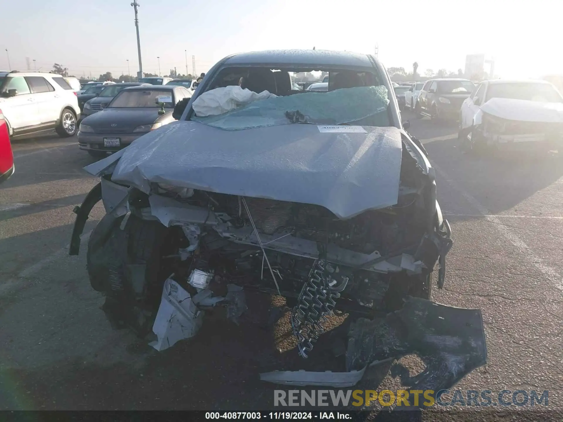 11 fotografías del automóvil dañado 3TMCZ5AN5KM207624 TOYOTA TACOMA 2019