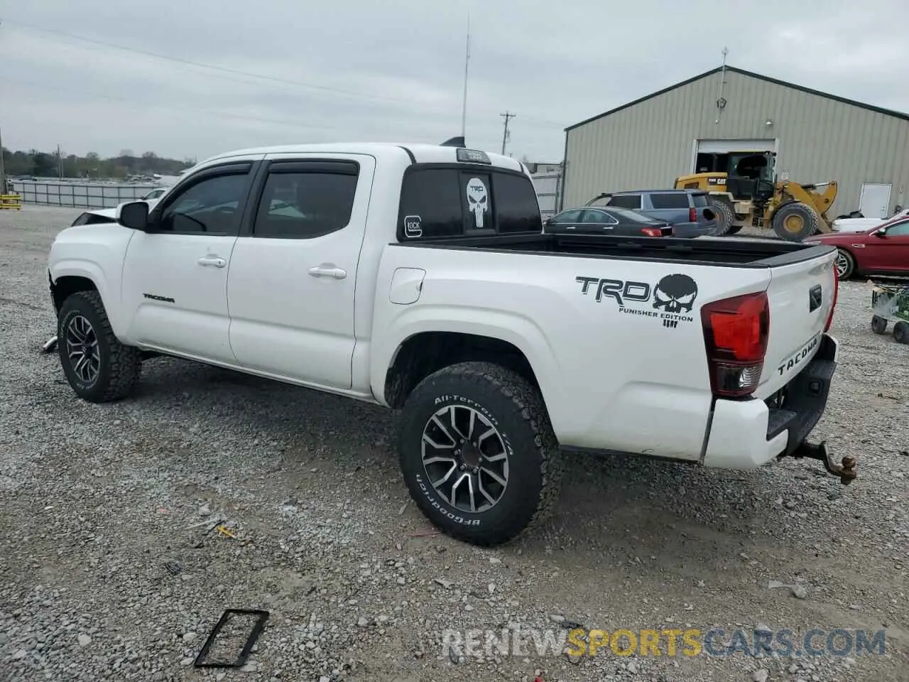 2 fotografías del automóvil dañado 3TMCZ5AN5KM221264 TOYOTA TACOMA 2019