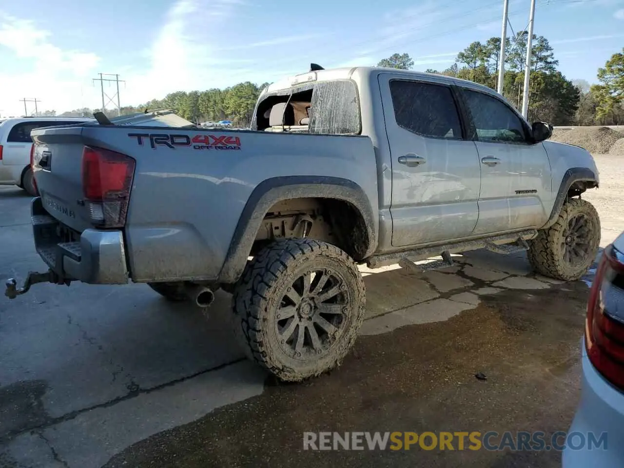 3 fotografías del automóvil dañado 3TMCZ5AN5KM244592 TOYOTA TACOMA 2019