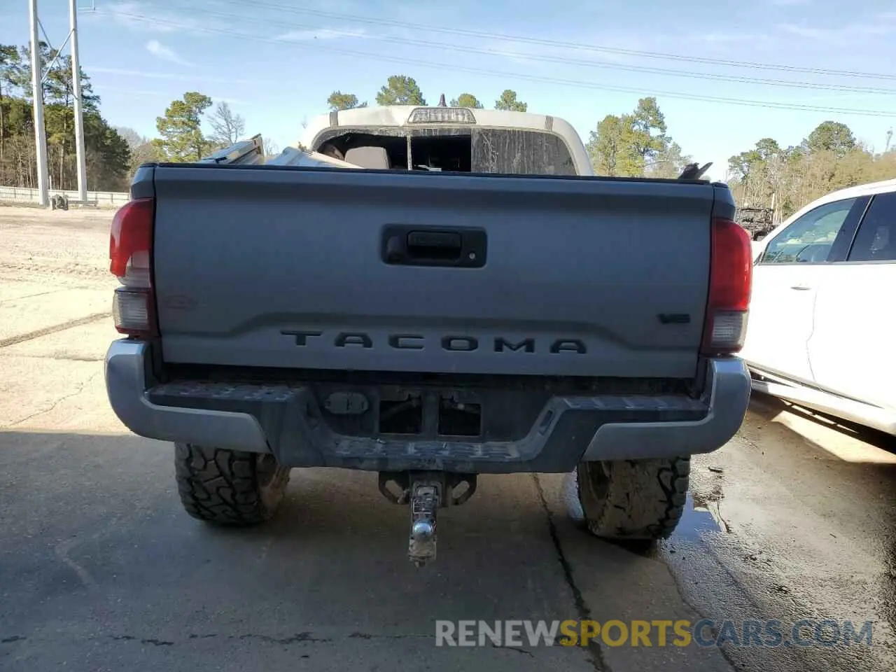 6 fotografías del automóvil dañado 3TMCZ5AN5KM244592 TOYOTA TACOMA 2019