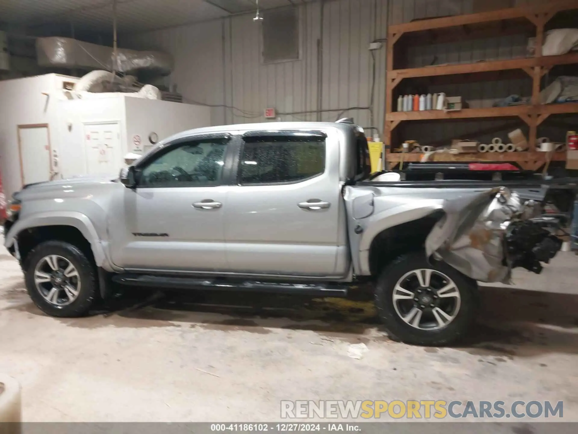 14 fotografías del automóvil dañado 3TMCZ5AN5KM261778 TOYOTA TACOMA 2019