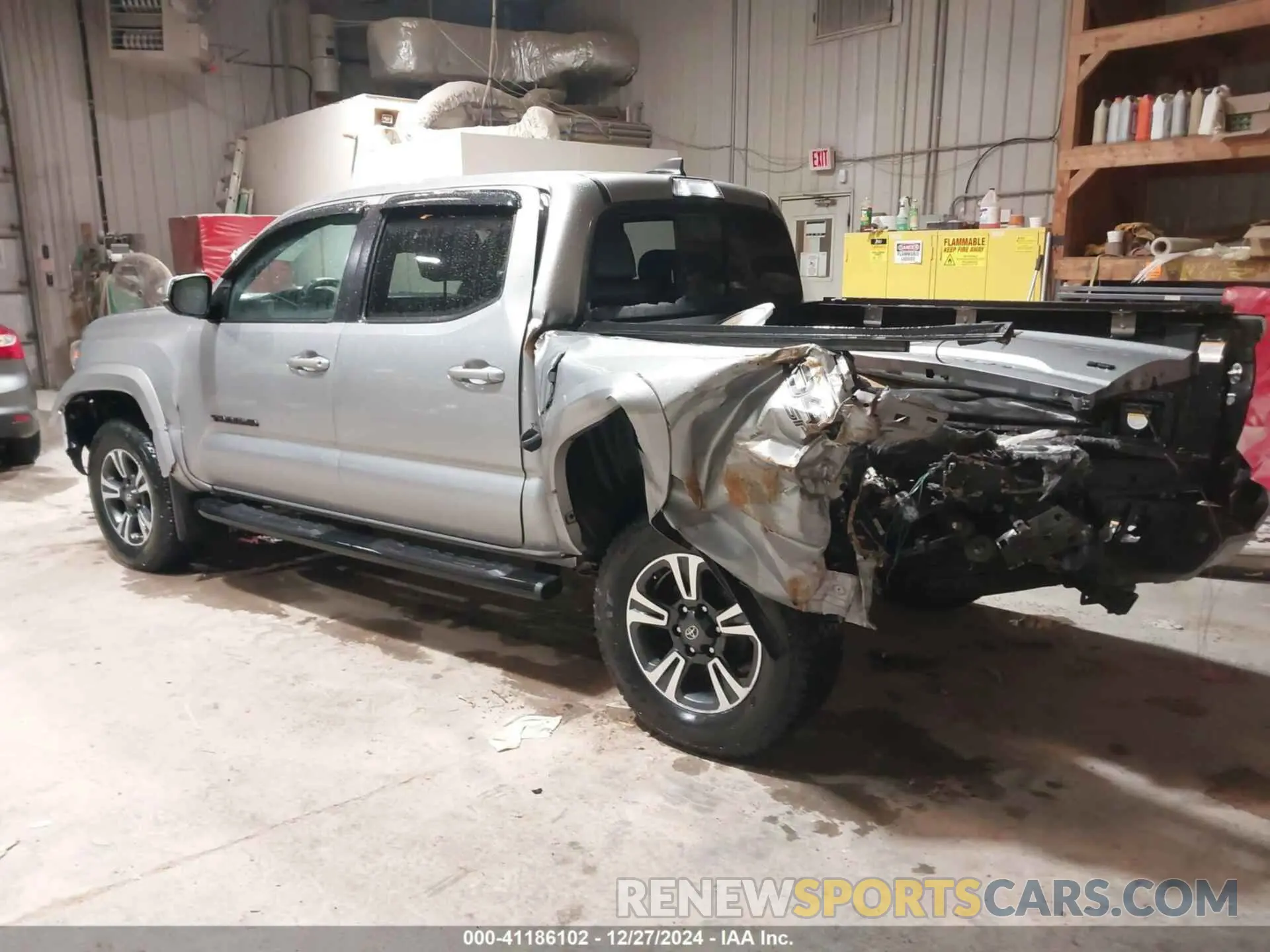 3 fotografías del automóvil dañado 3TMCZ5AN5KM261778 TOYOTA TACOMA 2019