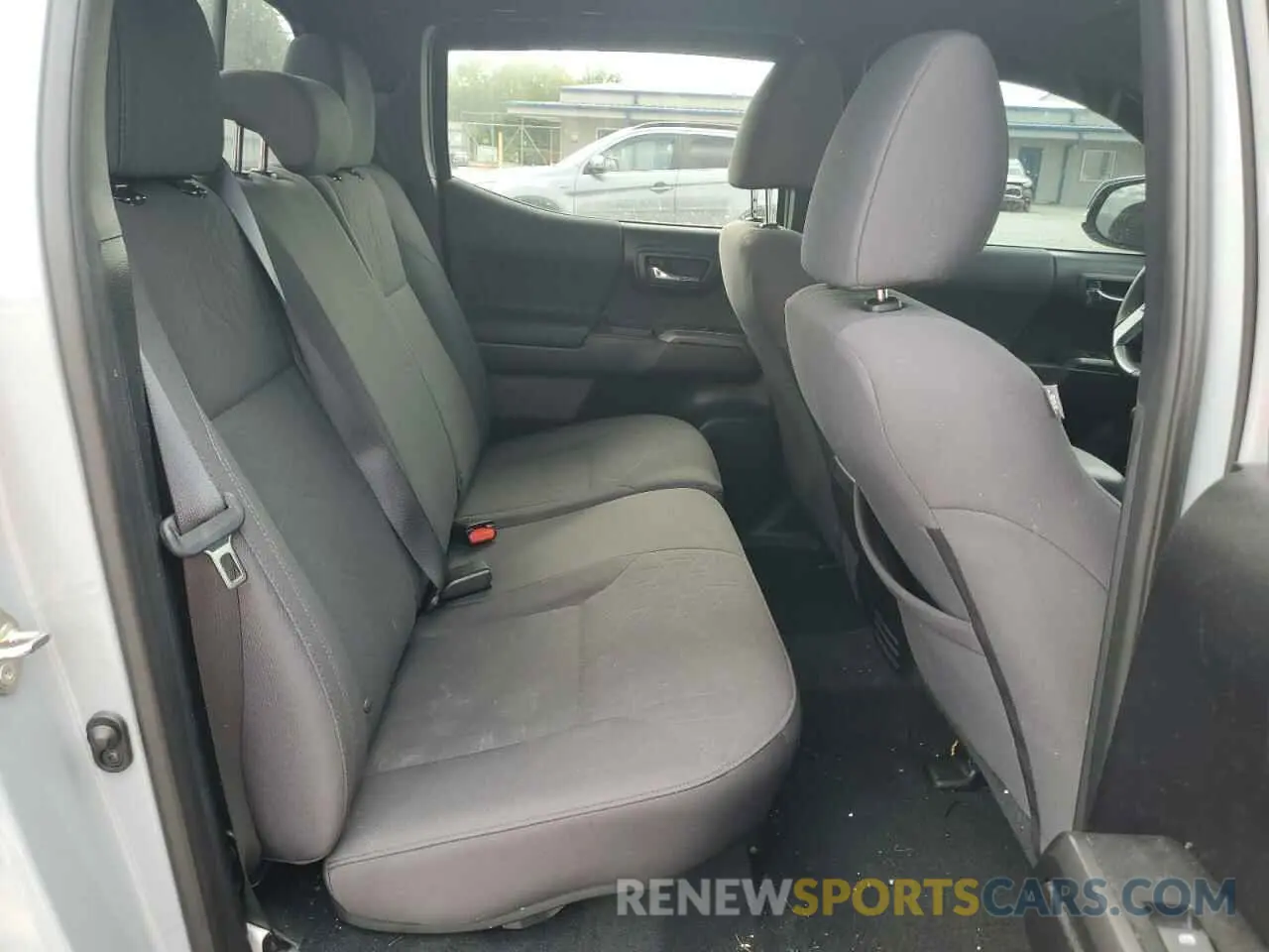 10 fotografías del automóvil dañado 3TMCZ5AN5KM269492 TOYOTA TACOMA 2019