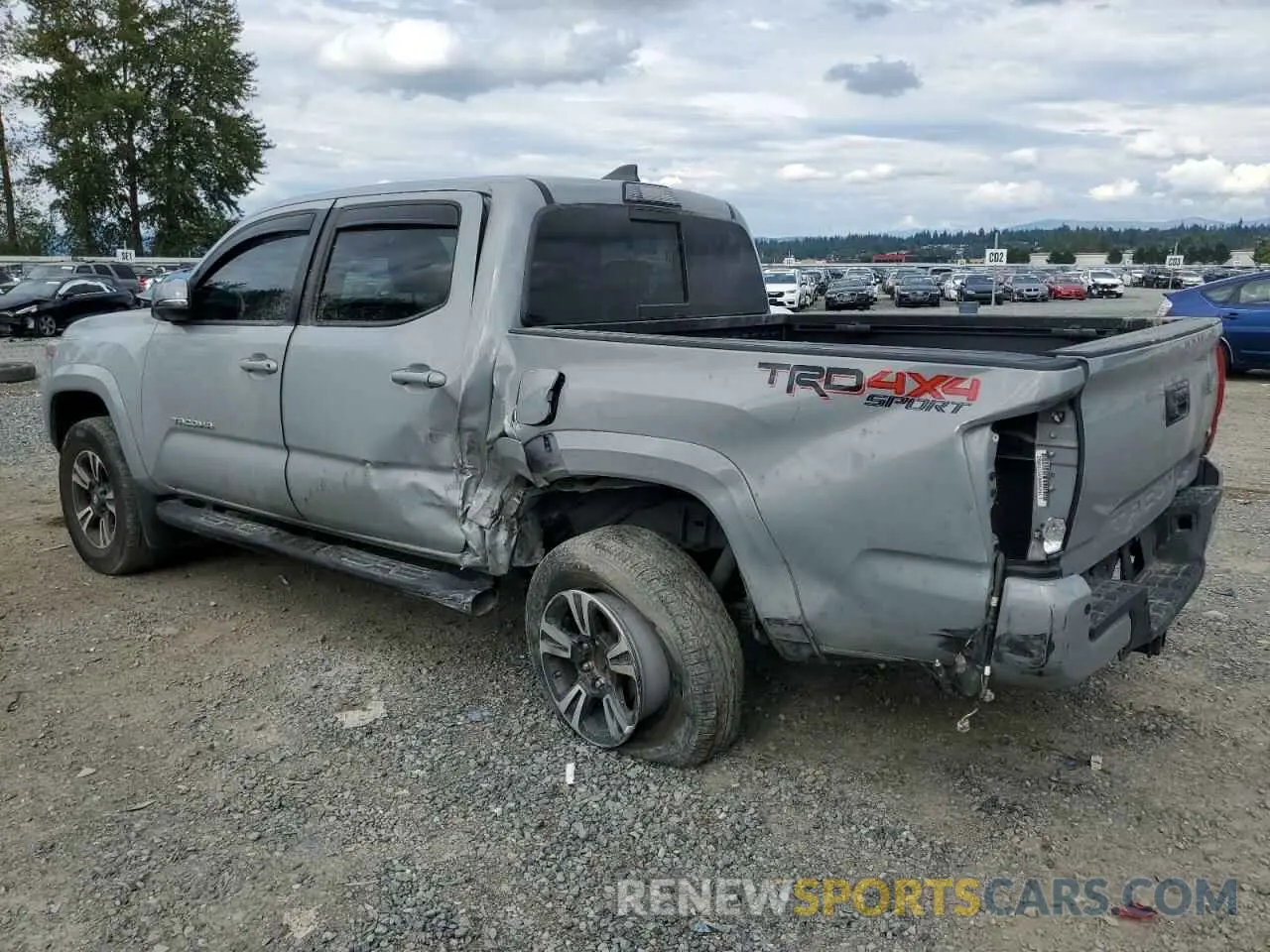 2 fotografías del automóvil dañado 3TMCZ5AN5KM269492 TOYOTA TACOMA 2019