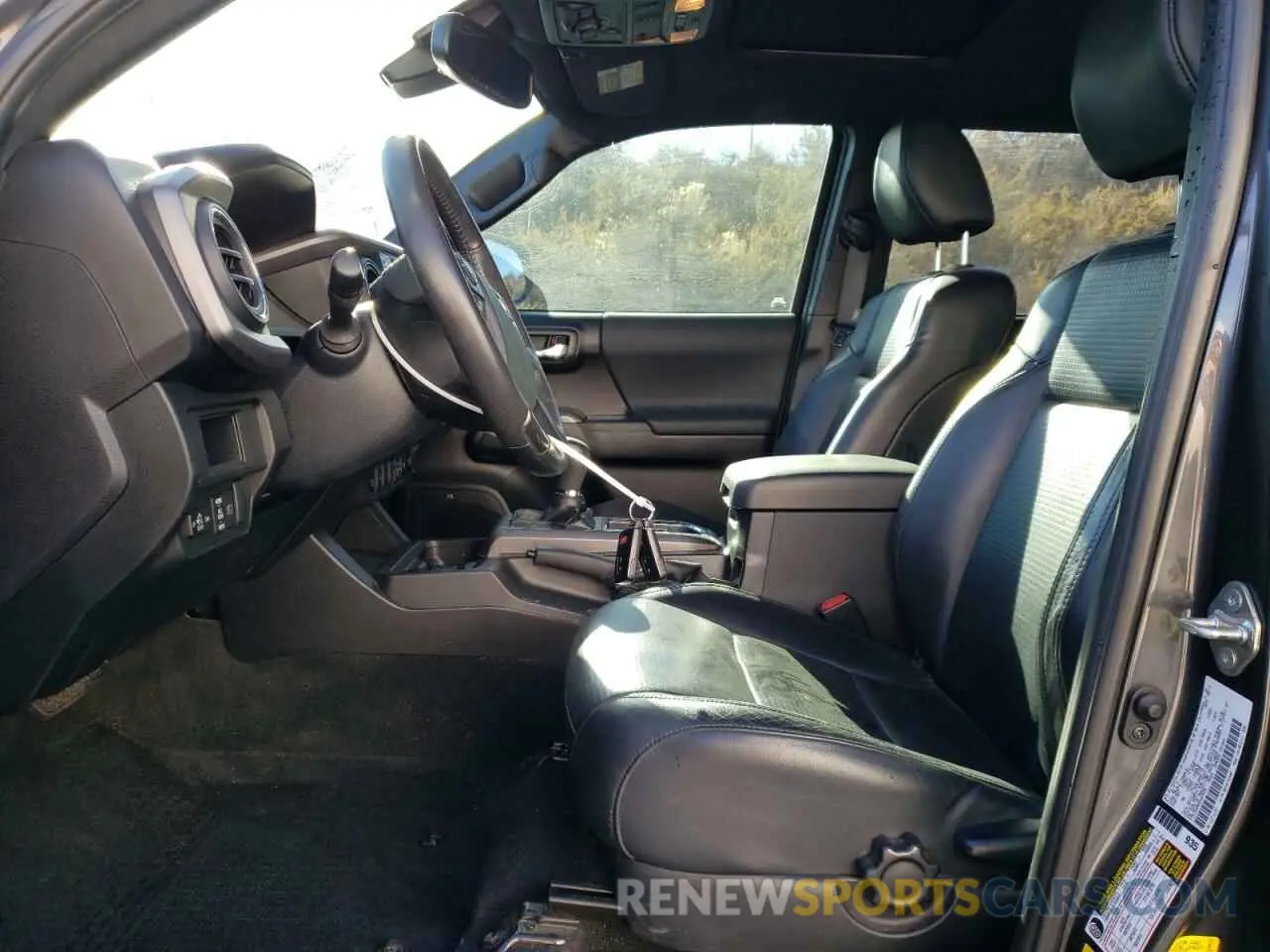 7 fotografías del automóvil dañado 3TMCZ5AN5KM287975 TOYOTA TACOMA 2019