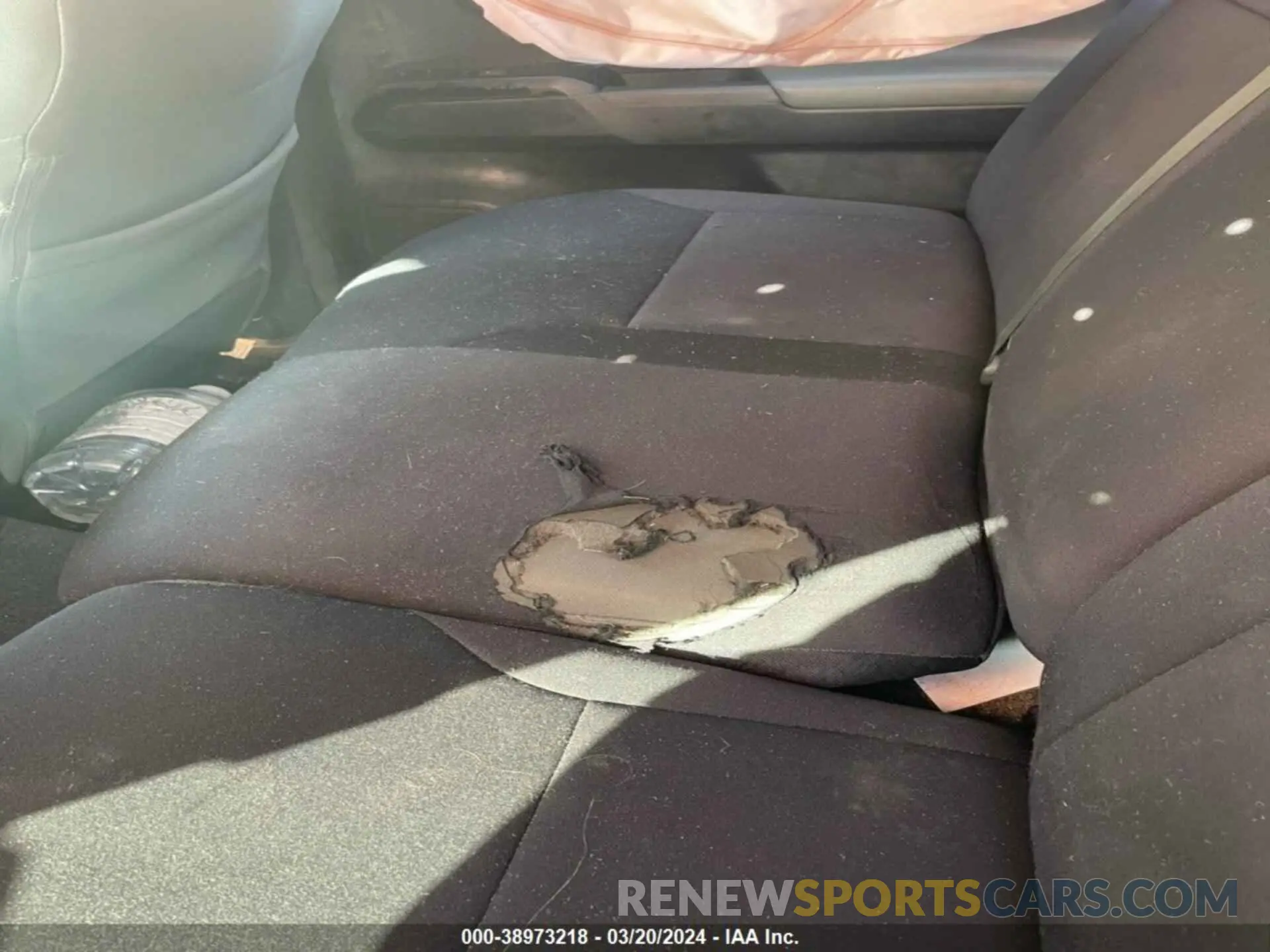 8 fotografías del automóvil dañado 3TMCZ5AN6KM217711 TOYOTA TACOMA 2019