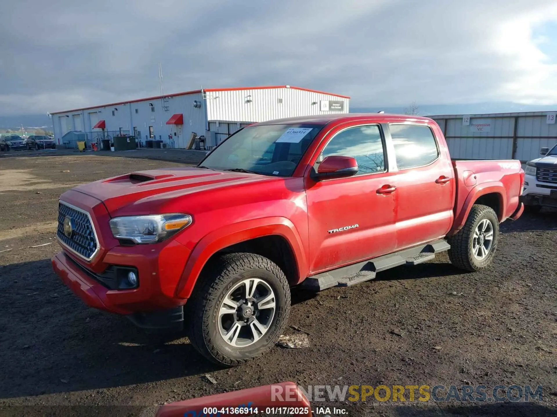 2 fotografías del automóvil dañado 3TMCZ5AN6KM221807 TOYOTA TACOMA 2019