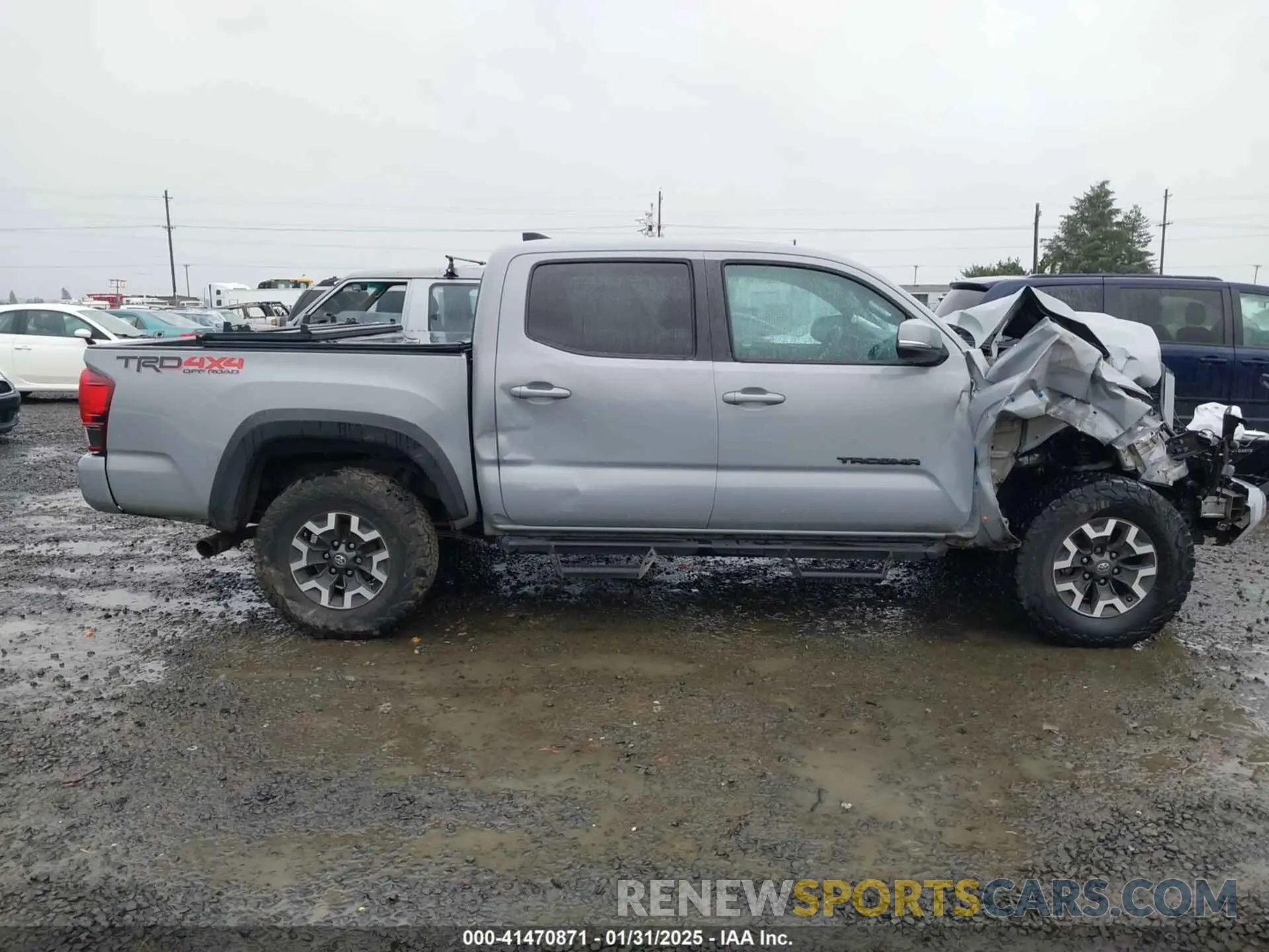 13 fotografías del automóvil dañado 3TMCZ5AN6KM235786 TOYOTA TACOMA 2019