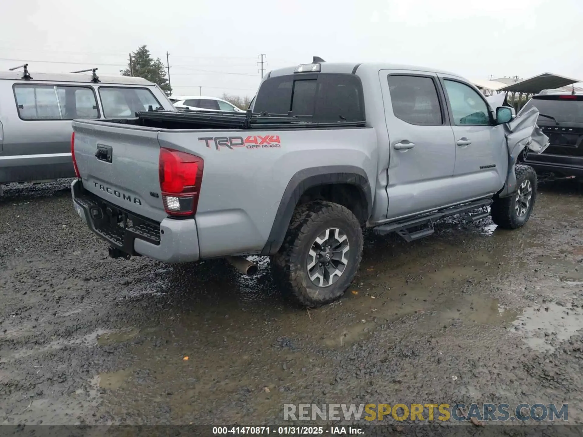 4 fotografías del automóvil dañado 3TMCZ5AN6KM235786 TOYOTA TACOMA 2019
