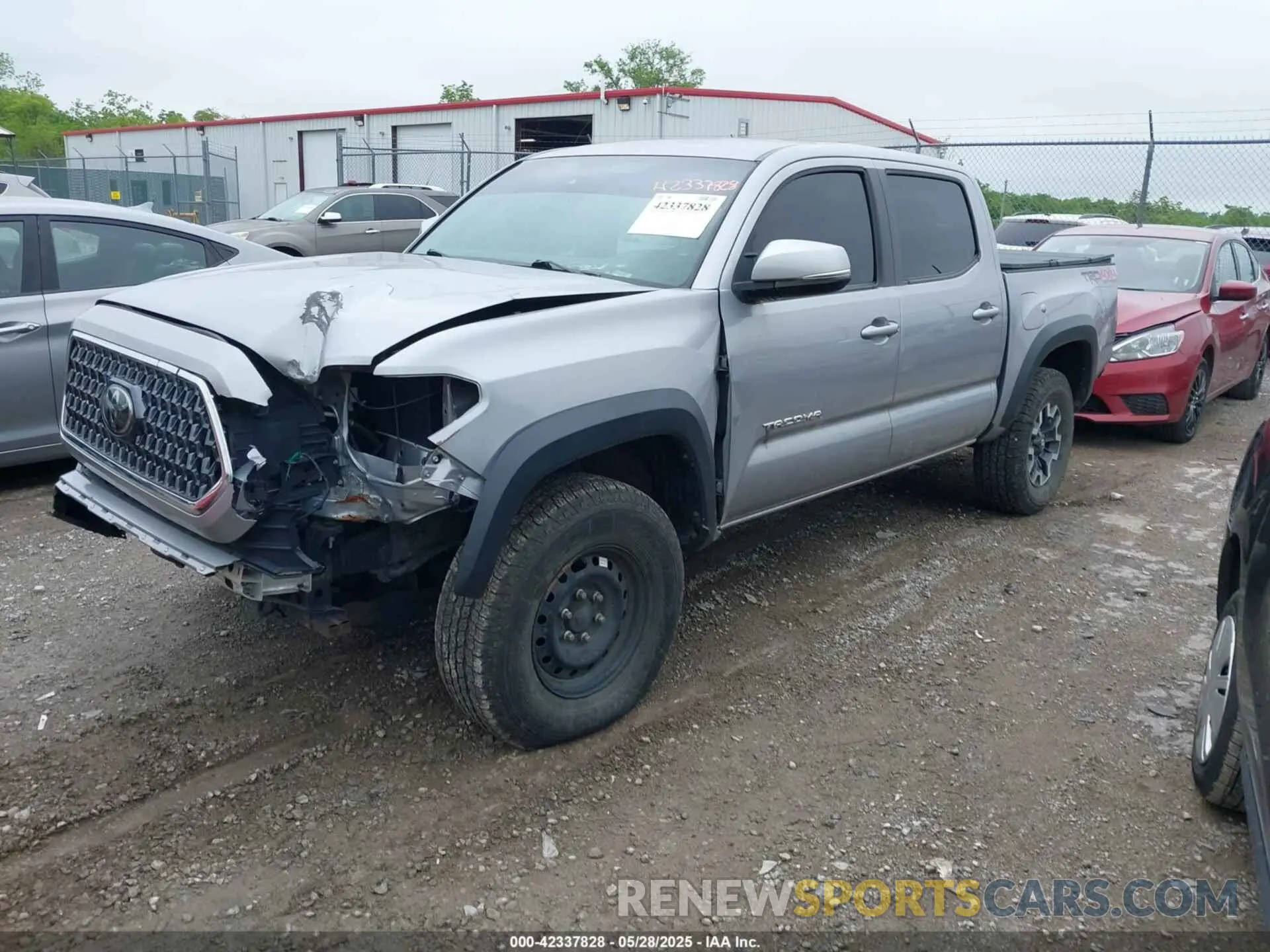 2 fotografías del automóvil dañado 3TMCZ5AN6KM239871 TOYOTA TACOMA 2019