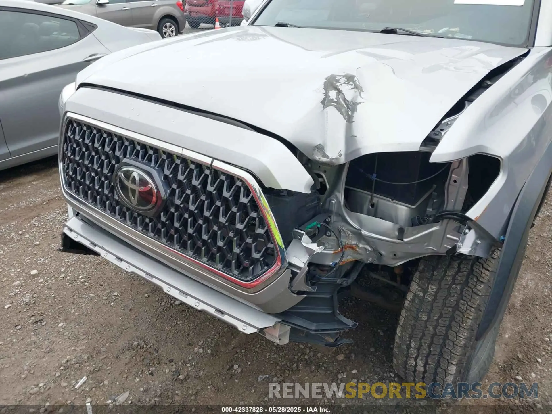 6 fotografías del automóvil dañado 3TMCZ5AN6KM239871 TOYOTA TACOMA 2019