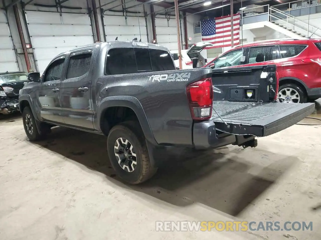 2 fotografías del automóvil dañado 3TMCZ5AN6KM244679 TOYOTA TACOMA 2019