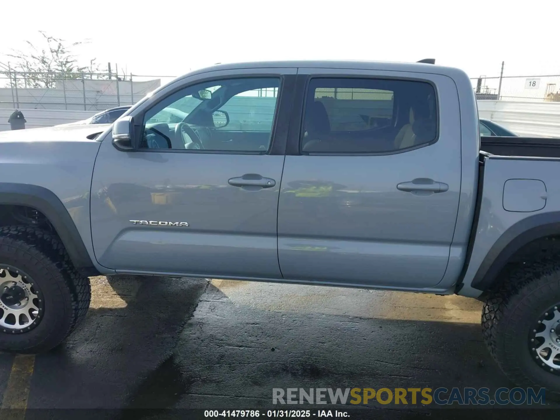 14 fotografías del automóvil dañado 3TMCZ5AN6KM250062 TOYOTA TACOMA 2019