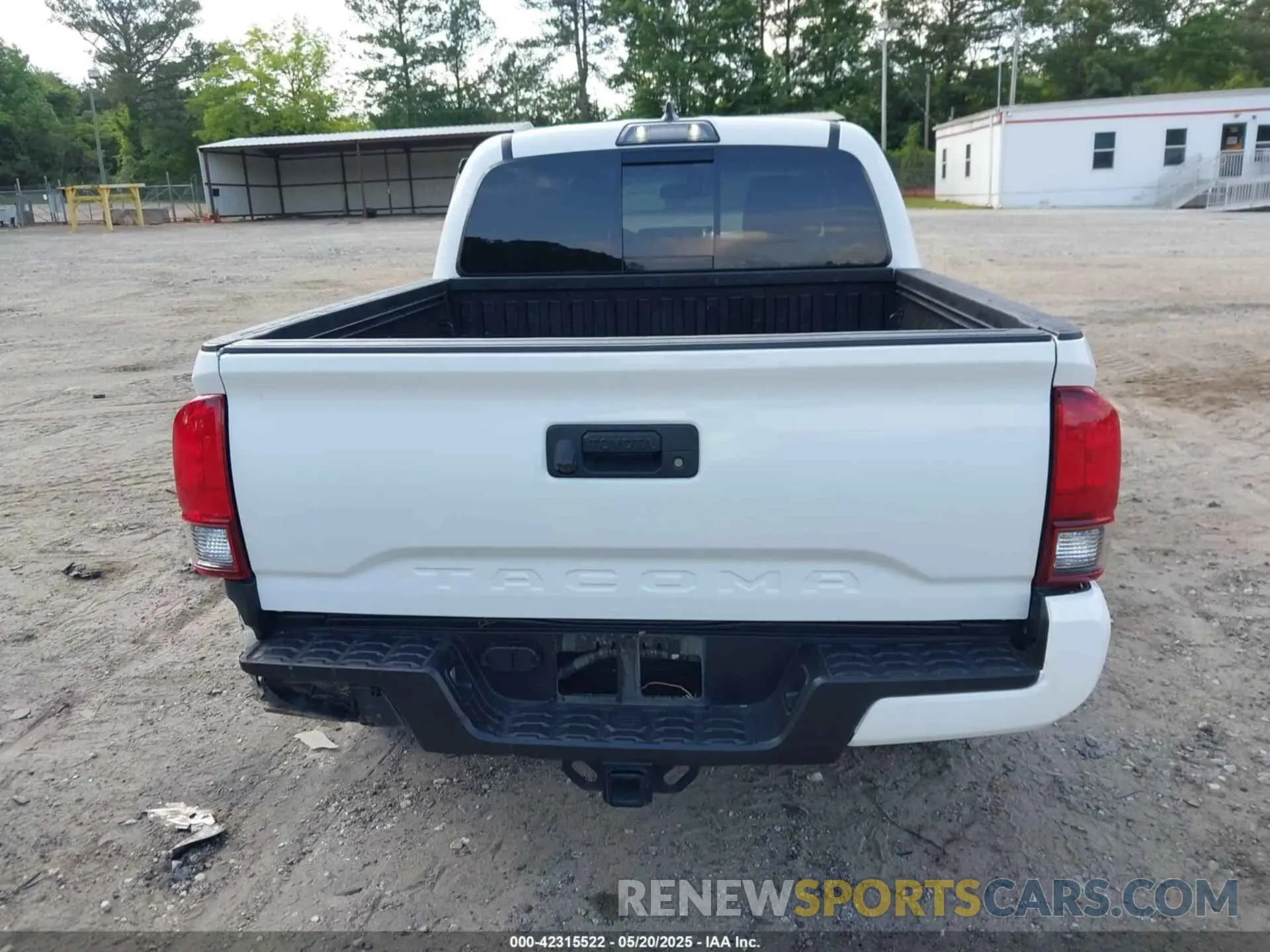 16 fotografías del automóvil dañado 3TMCZ5AN6KM253480 TOYOTA TACOMA 2019