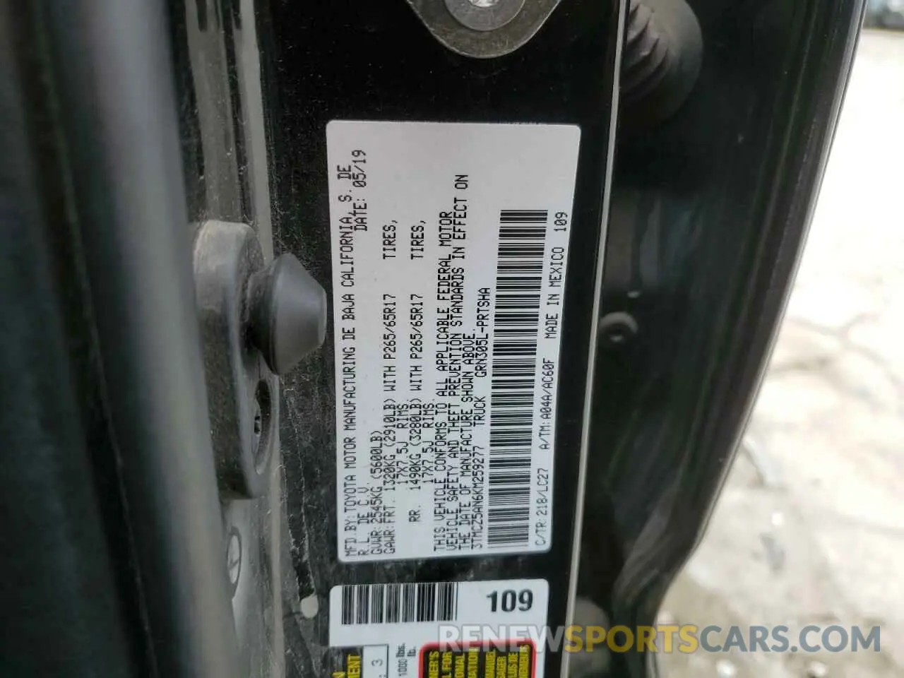 14 fotografías del automóvil dañado 3TMCZ5AN6KM259277 TOYOTA TACOMA 2019