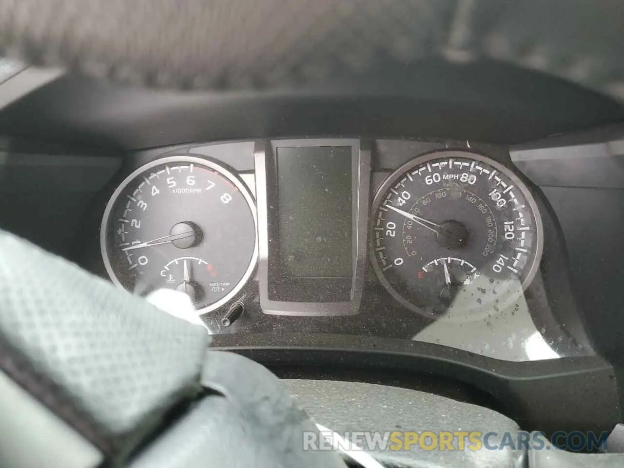 9 fotografías del automóvil dañado 3TMCZ5AN6KM259277 TOYOTA TACOMA 2019