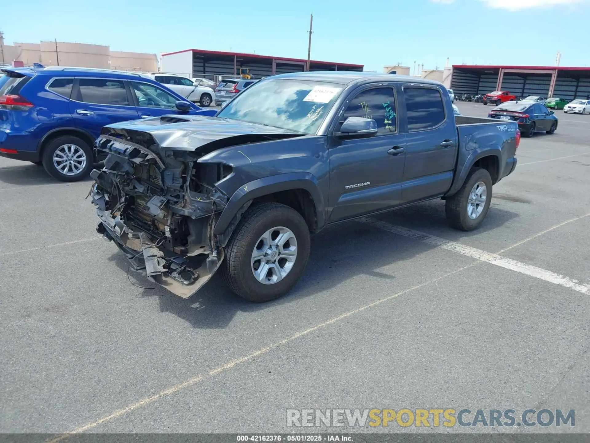 2 fotografías del automóvil dañado 3TMCZ5AN6KM259778 TOYOTA TACOMA 2019
