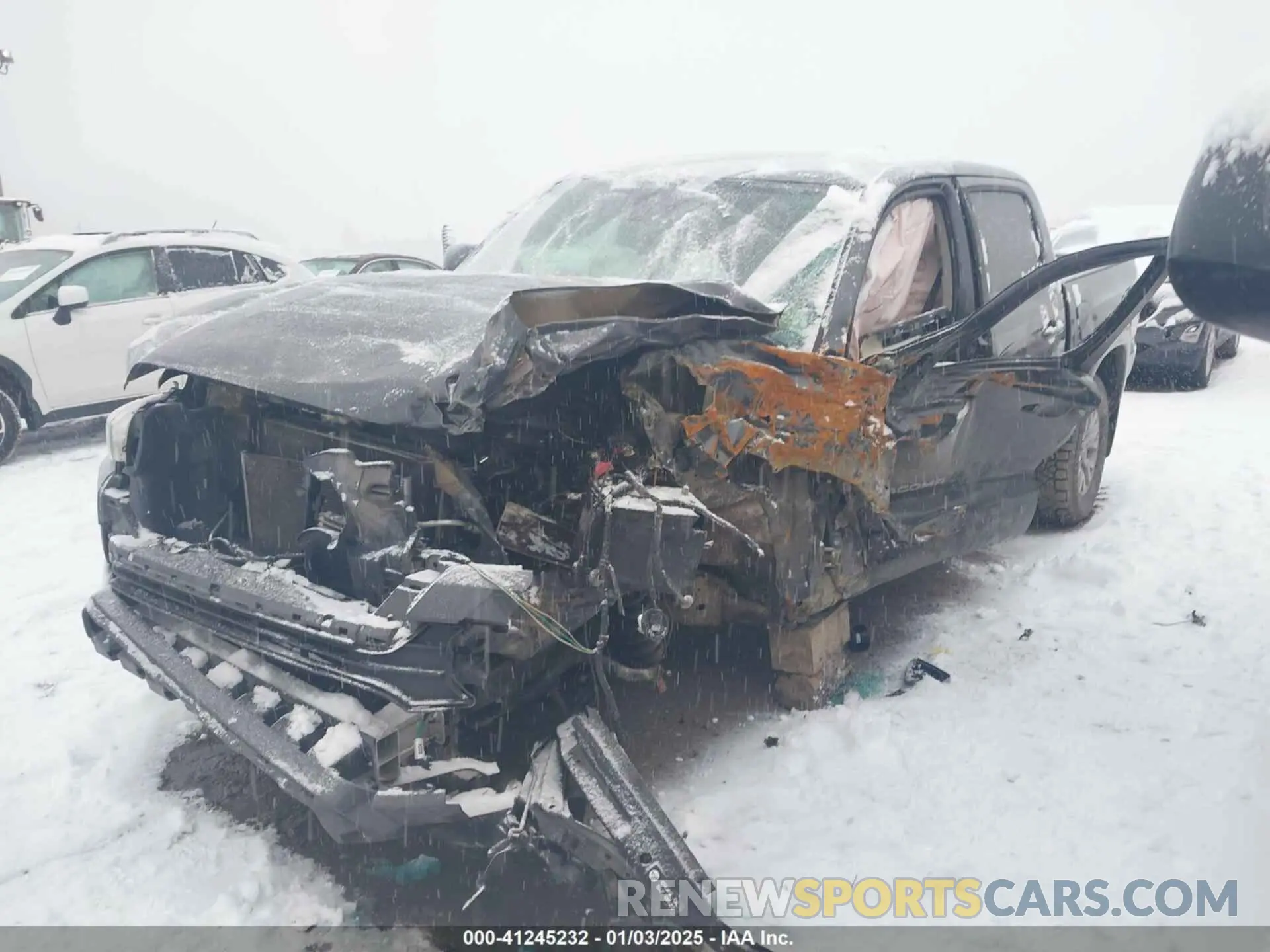2 fotografías del automóvil dañado 3TMCZ5AN6KM283675 TOYOTA TACOMA 2019