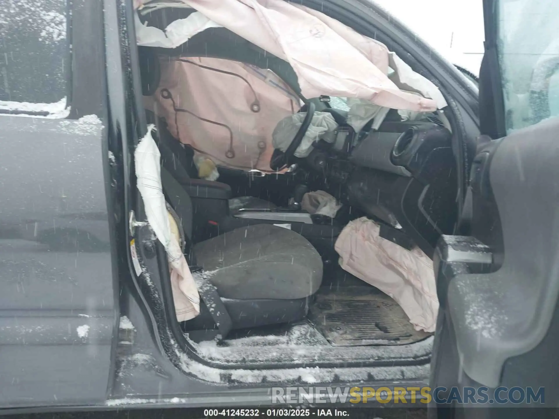 5 fotografías del automóvil dañado 3TMCZ5AN6KM283675 TOYOTA TACOMA 2019