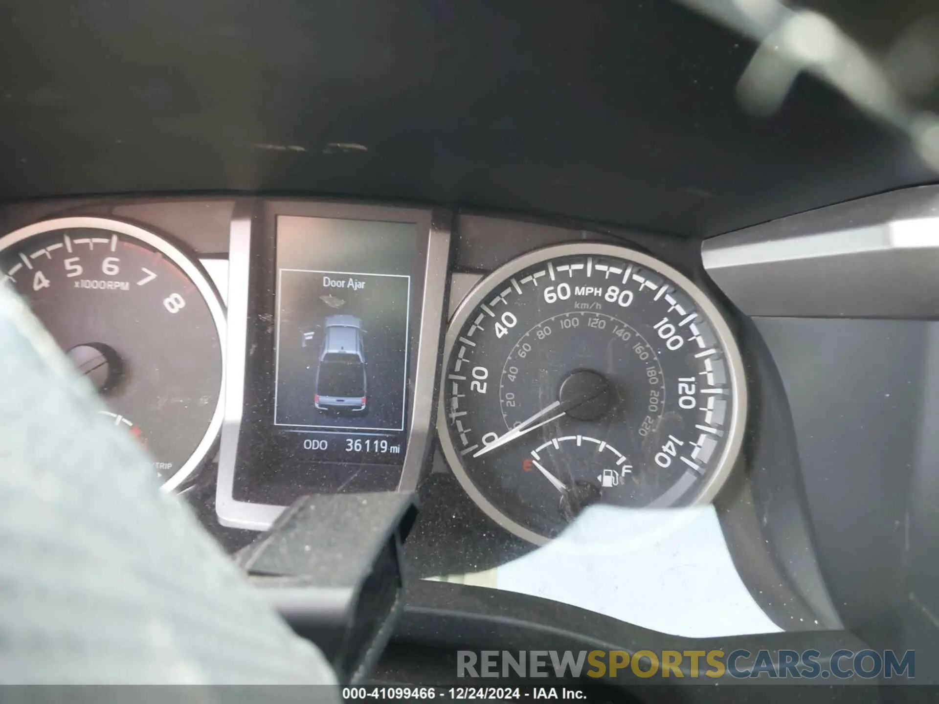 7 fotografías del automóvil dañado 3TMCZ5AN6KM284101 TOYOTA TACOMA 2019
