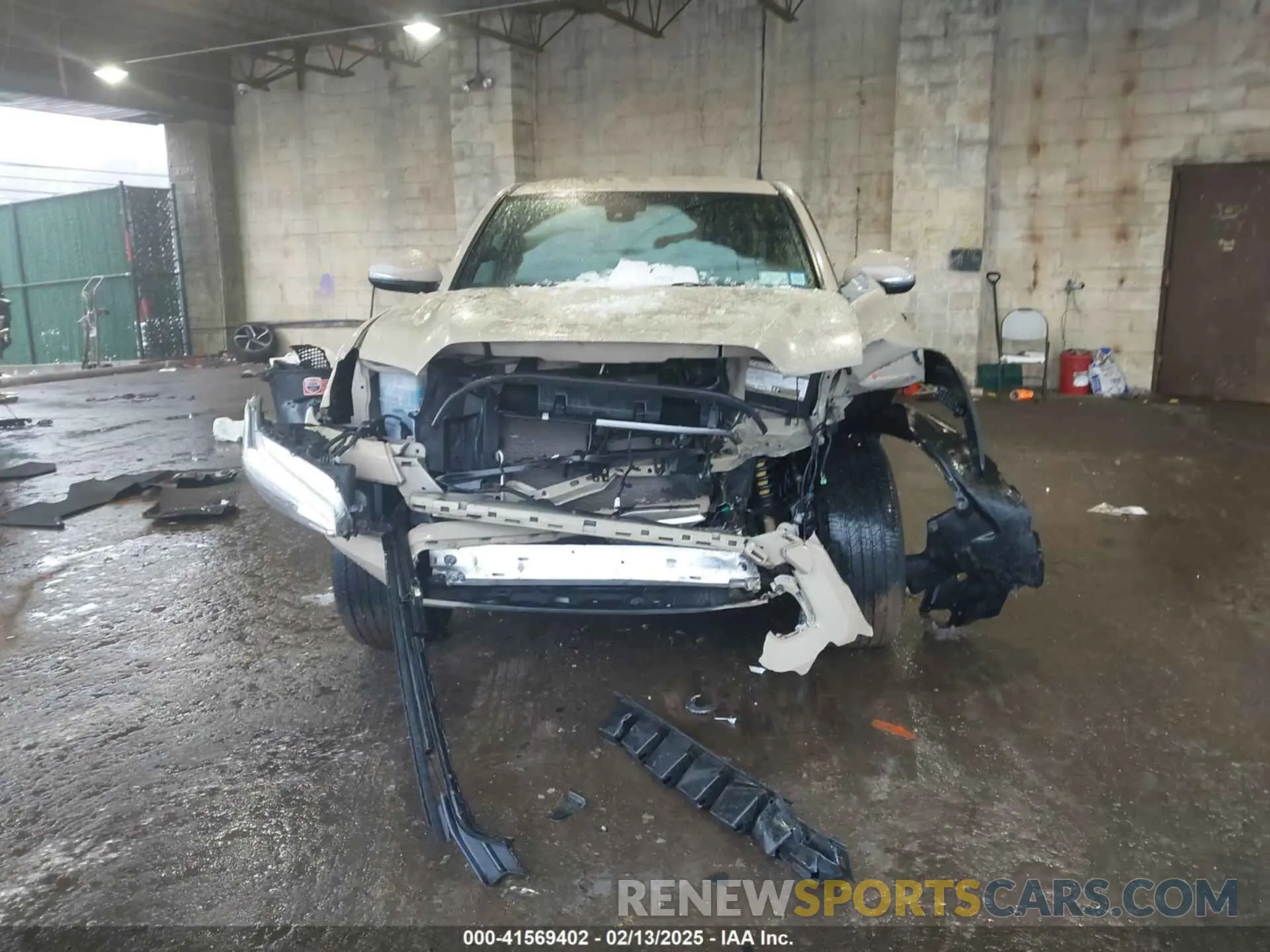 12 fotografías del automóvil dañado 3TMCZ5AN7KM192298 TOYOTA TACOMA 2019