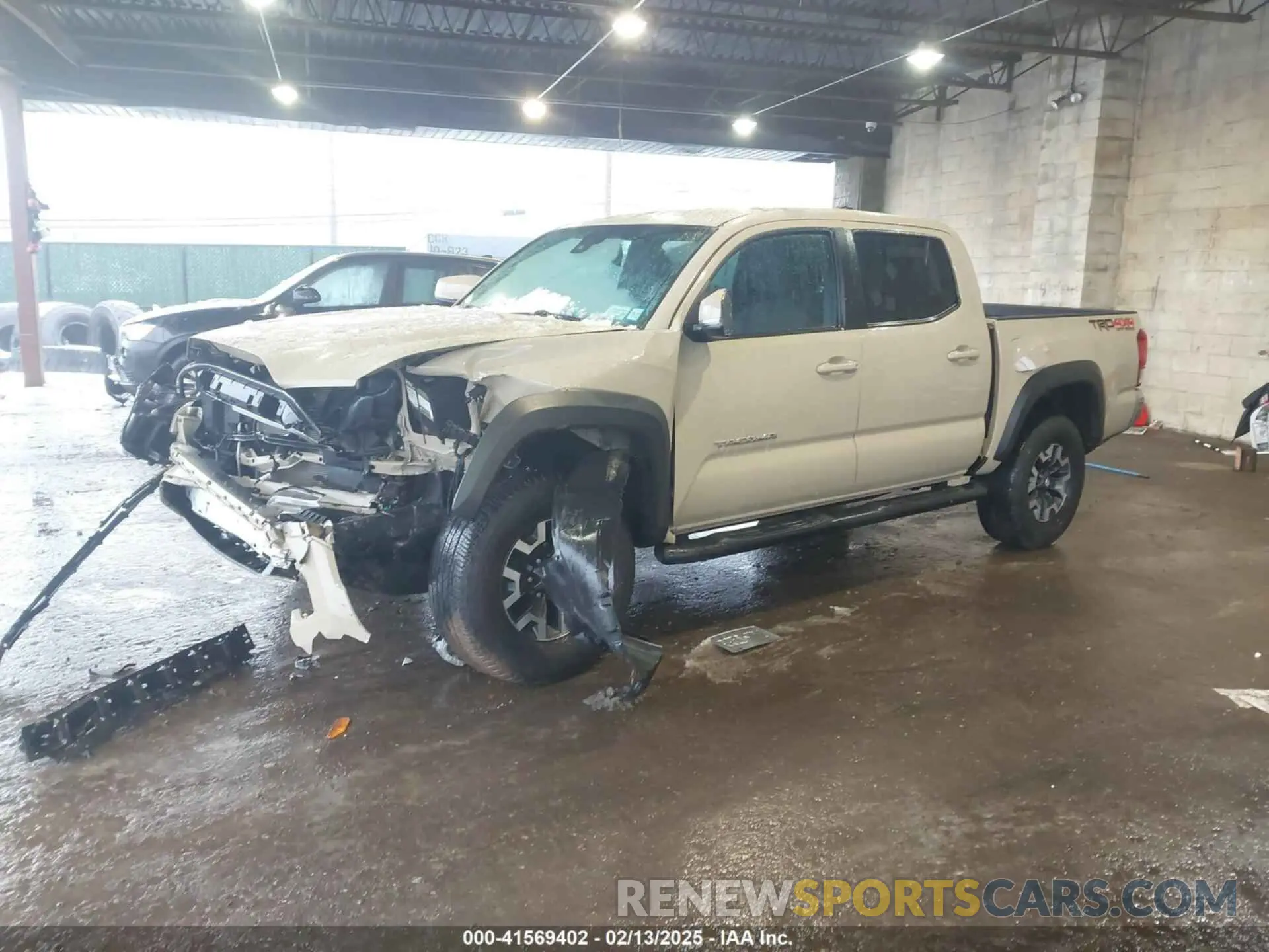 2 fotografías del automóvil dañado 3TMCZ5AN7KM192298 TOYOTA TACOMA 2019